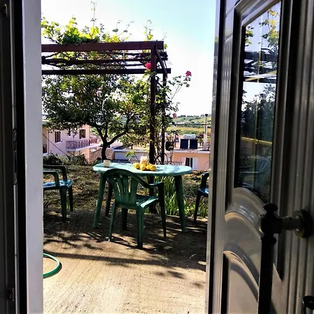 2 υπνοδωματίων, κοντά στη λευκάδα * Spasmeni Vrisi